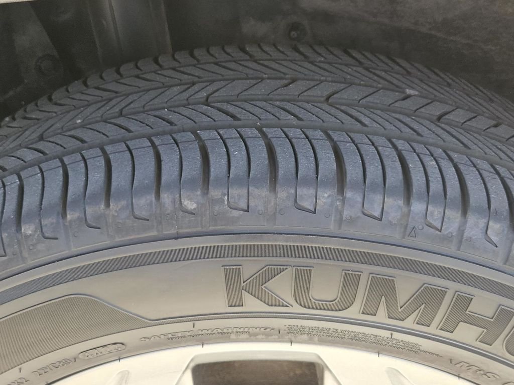 Used 2023 Silver Toyota XLE Premium image 47