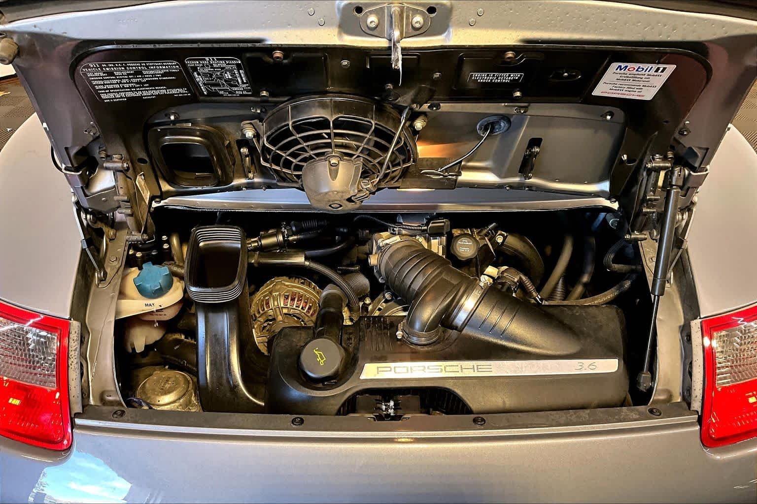 Used 2006 GRAY Porsche Carrera 4 image 31