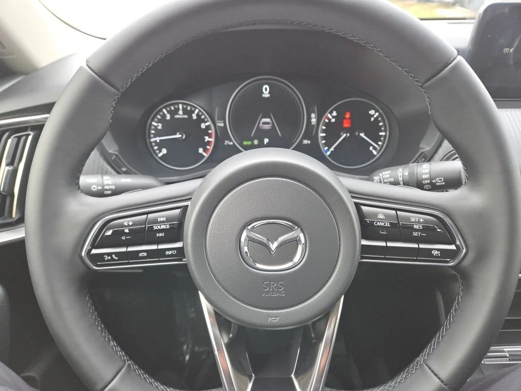 New 2026 White Mazda 3.3 Turbo Select image 14