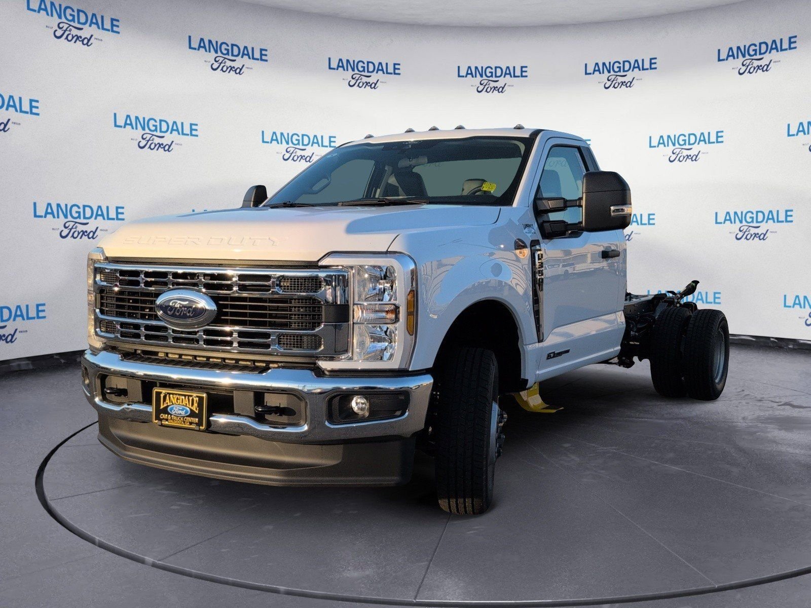 New 2026 Oxford White Ford XL image 10