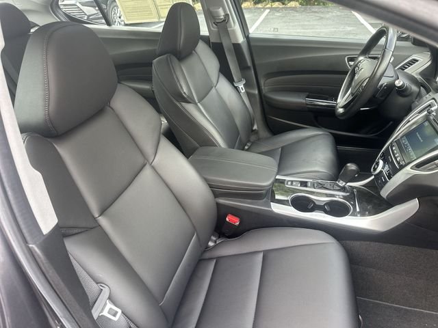Used 2020 Gray Acura 2.4L image 29