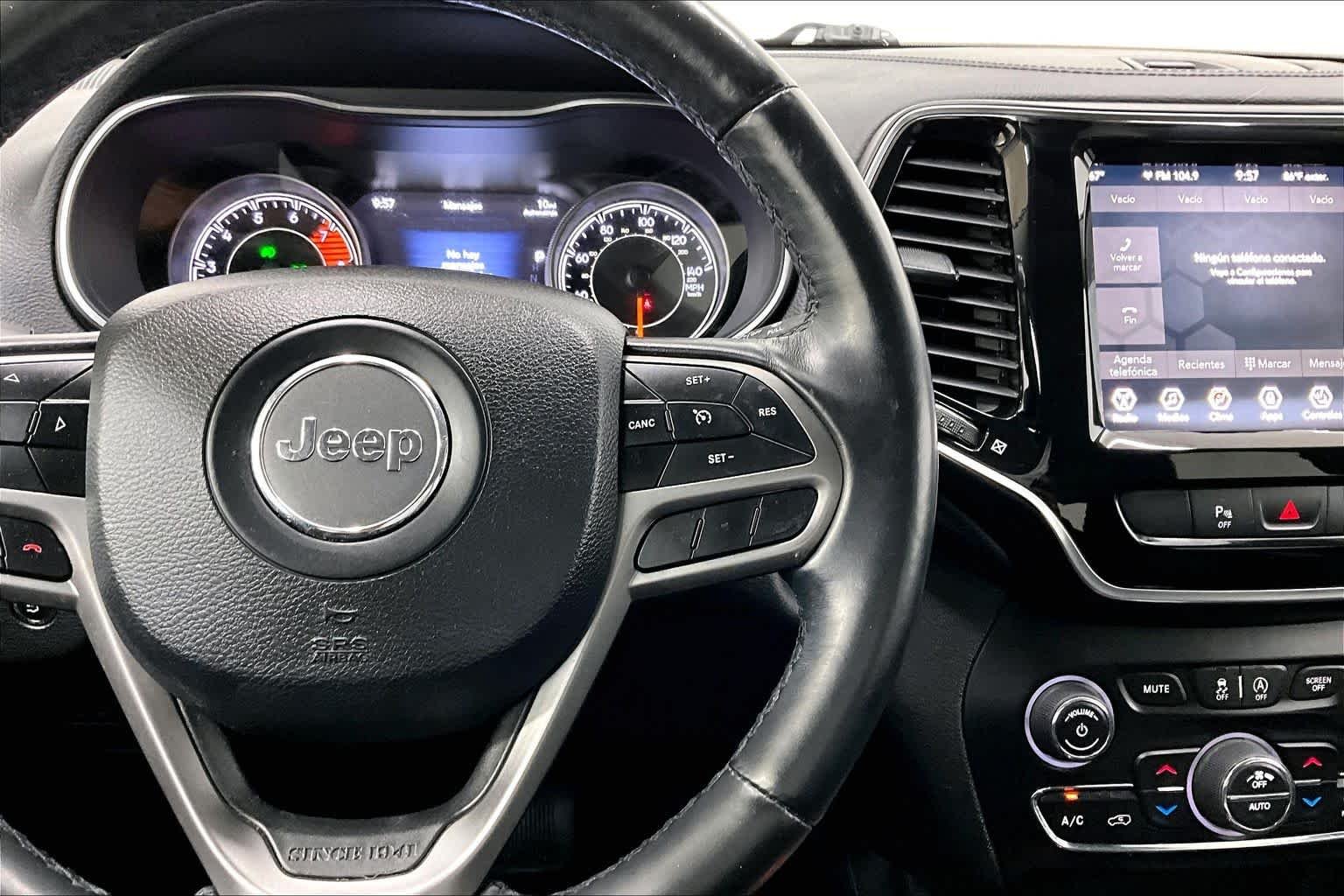 Used 2019 Bright White Clearcoat Jeep Limited image 23