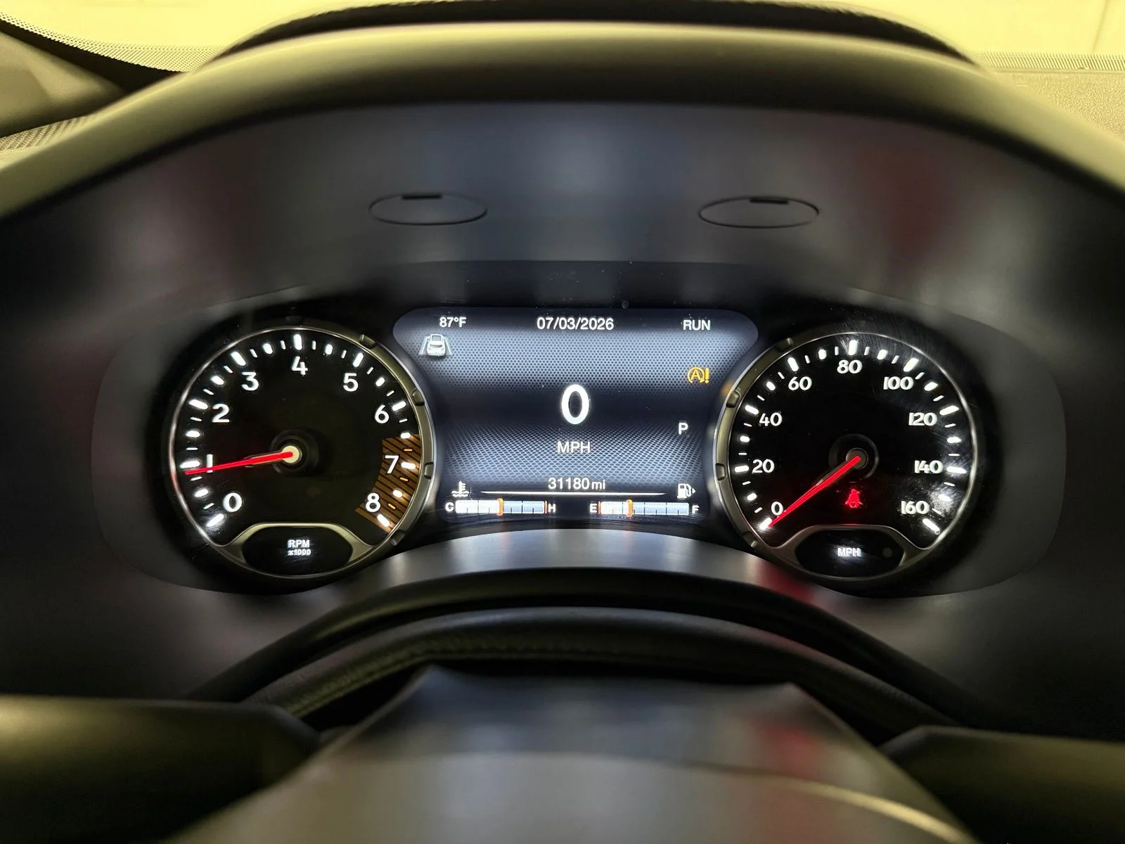 Used 2022  Jeep Altitude image 11