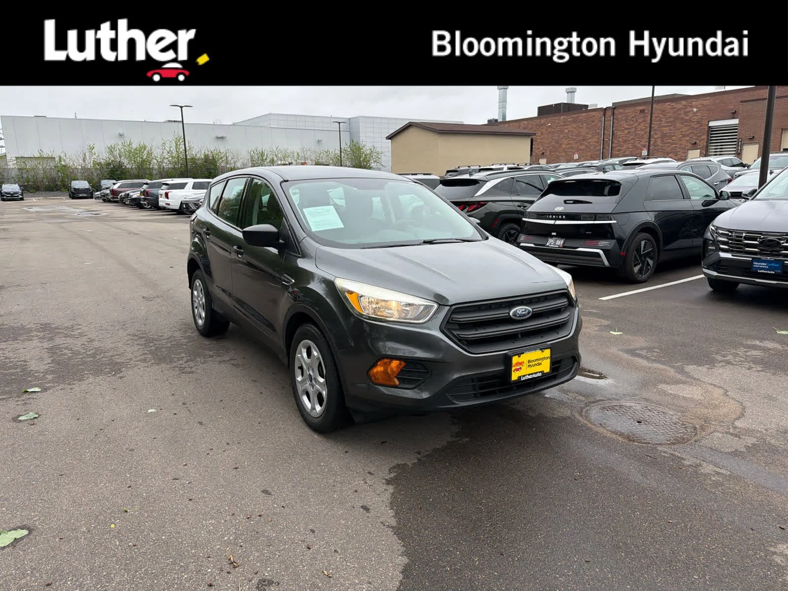 2017 Ford Escape S's photo