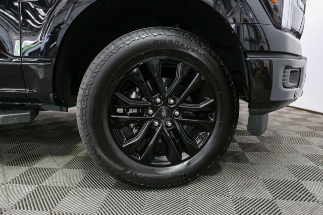 Used 2026  Ford Lariat image 14