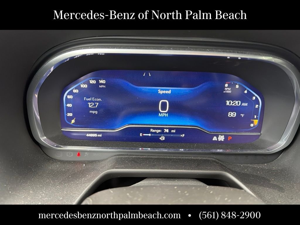 Used 2023 White Chevrolet Z71 image 5