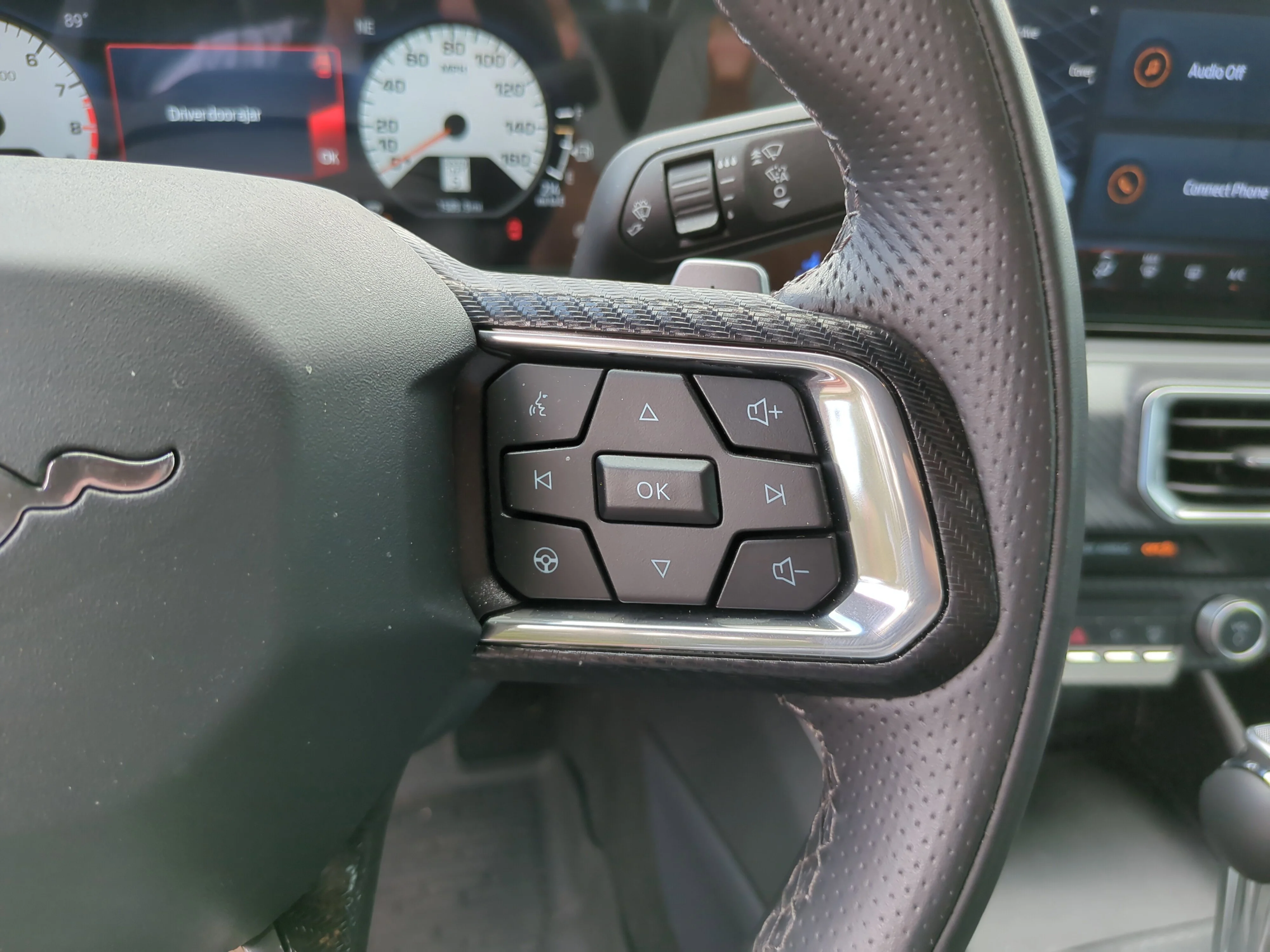 Used 2025 Vapor Blue Metallic Ford GT Premium image 33
