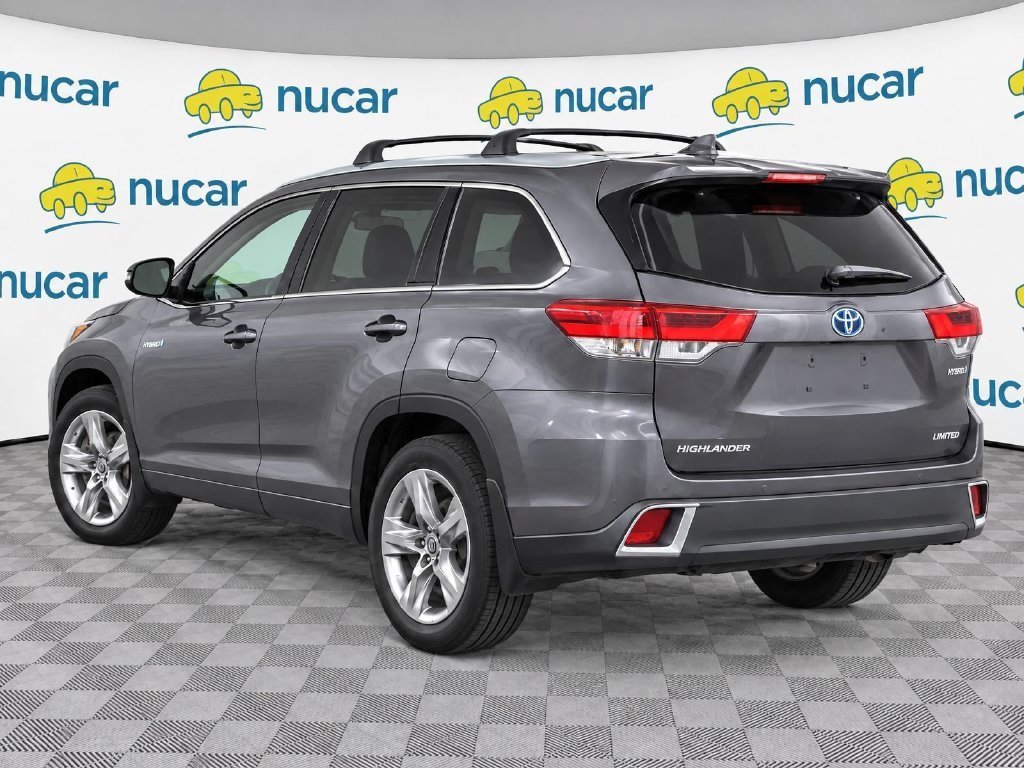 Used 2018 Gray Toyota Limited image 4