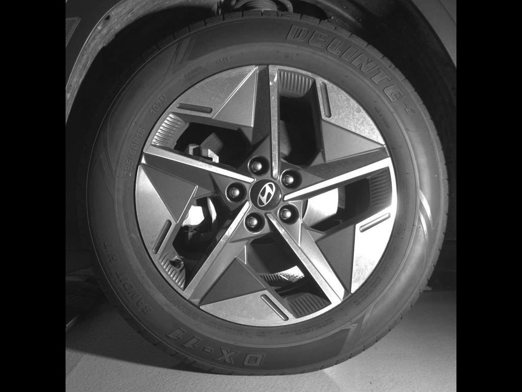 Used 2025 Hampton Gray Hyundai SEL image 9