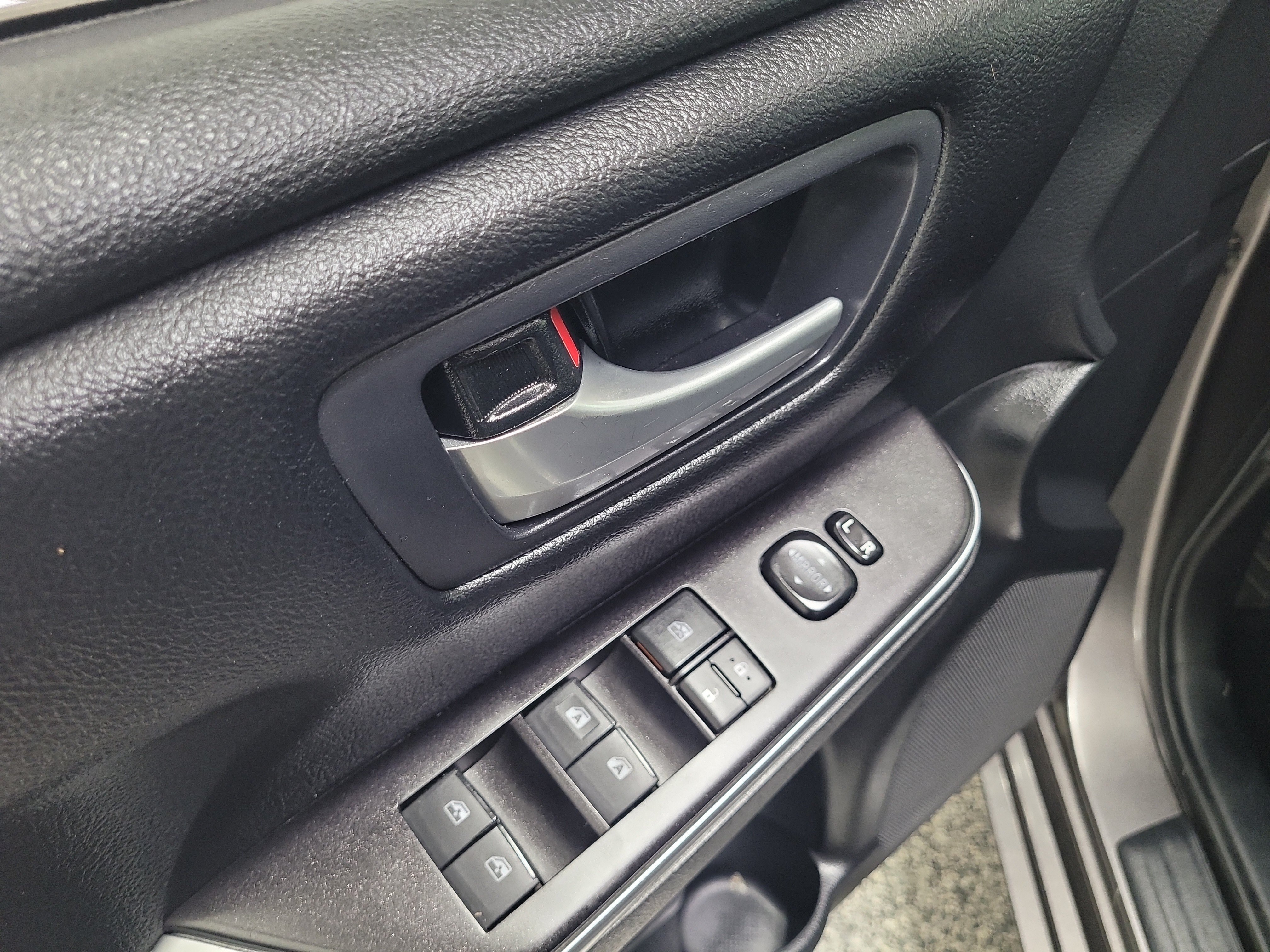 Used 2017 Cosmic Gray Mica Toyota SE image 18