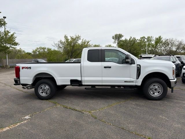 New 2026 White Ford XL image 2