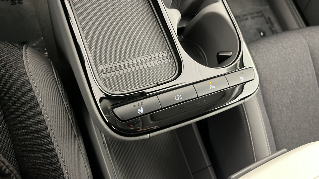 New 2026 Gray Hyundai SE image 31