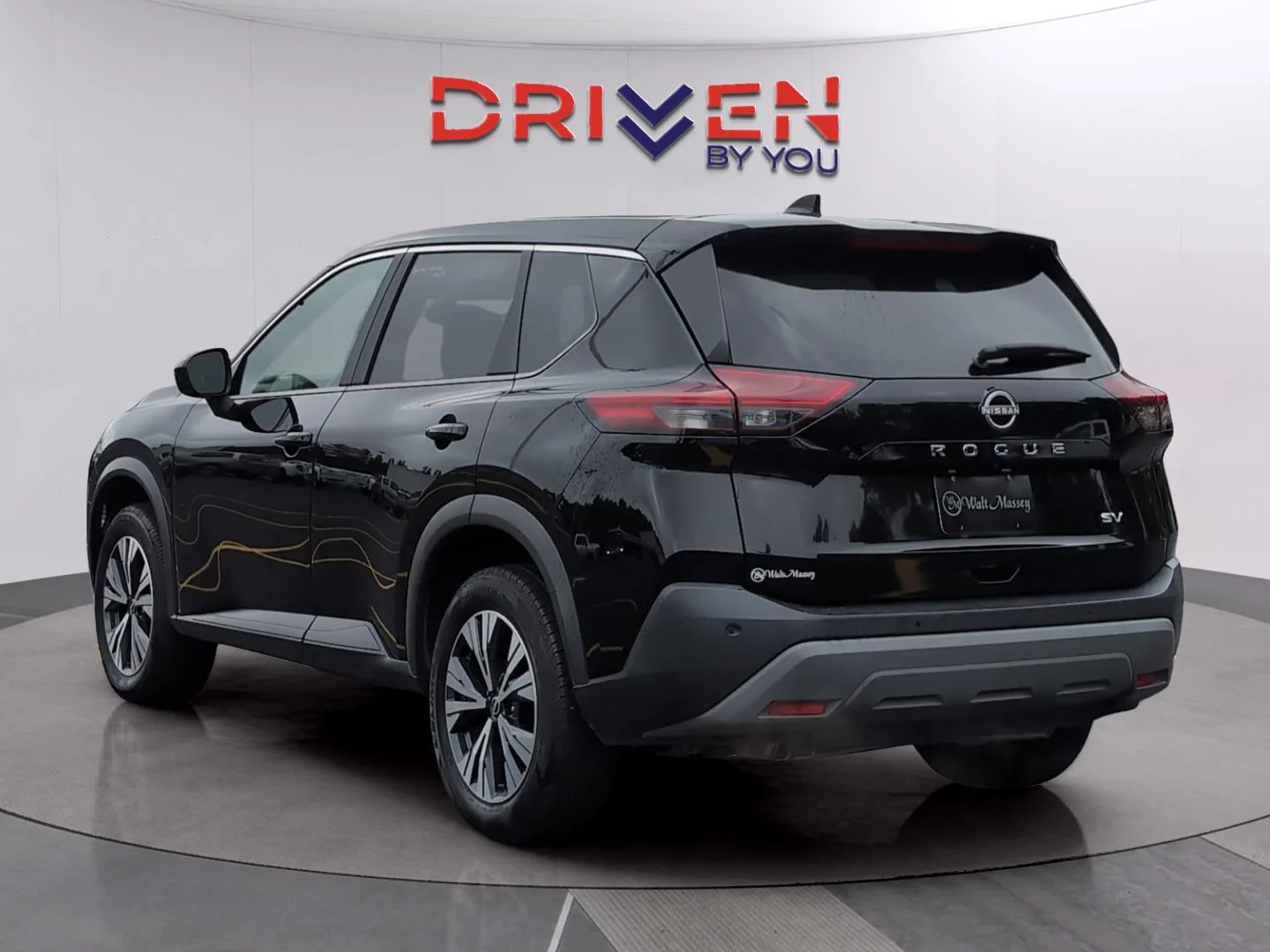 Used 2023 Super Black Nissan SV image 3