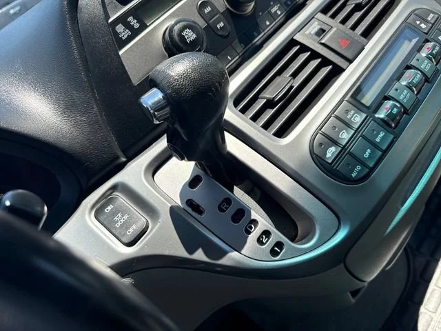 Used 2010 Slate Green Metallic Honda EX-L image 25