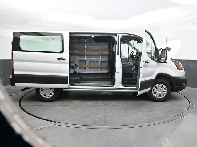Used 2025 White Ford Base image 56