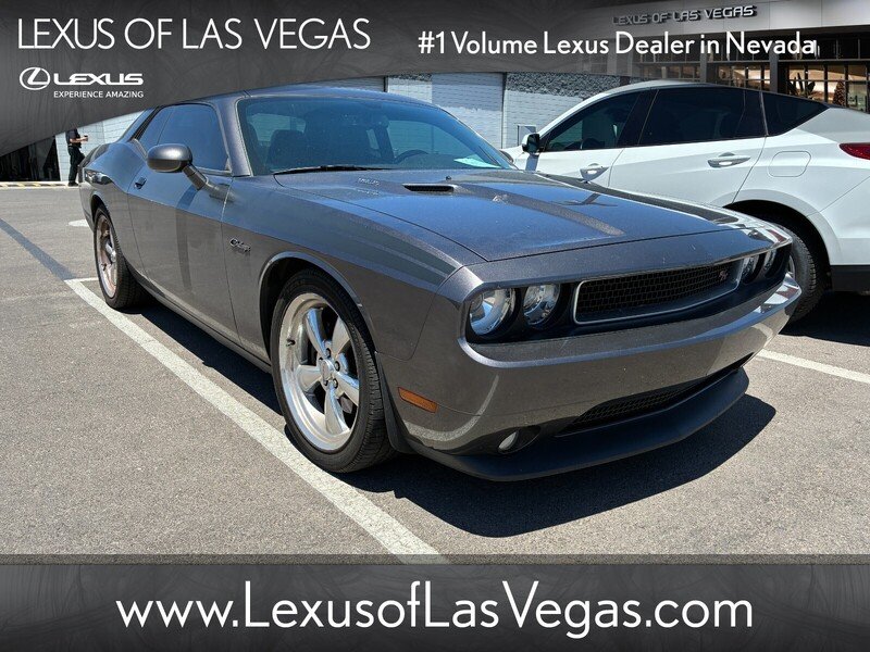 2013 Dodge Challenger R/T's photo