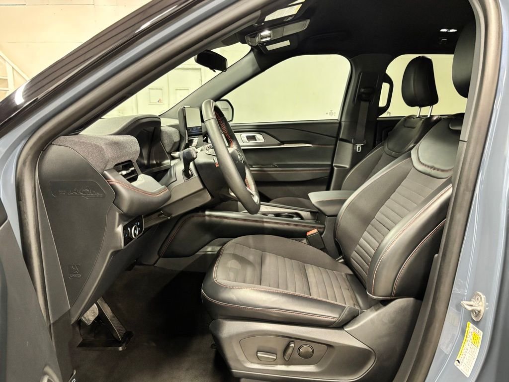 Used 2025 Blue Ford ST-Line image 17