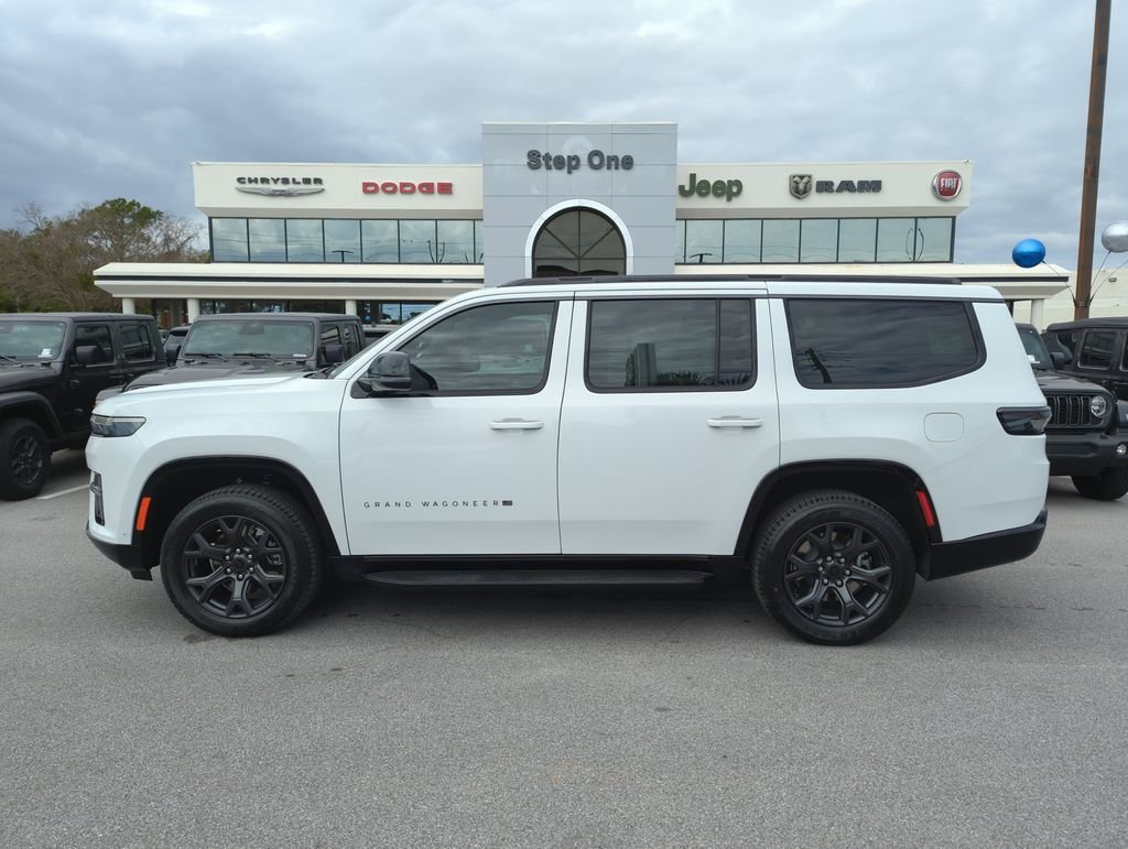 New 2026 Bright White Clear-Coat Exterior Paint Jeep Limited Altitude image 8