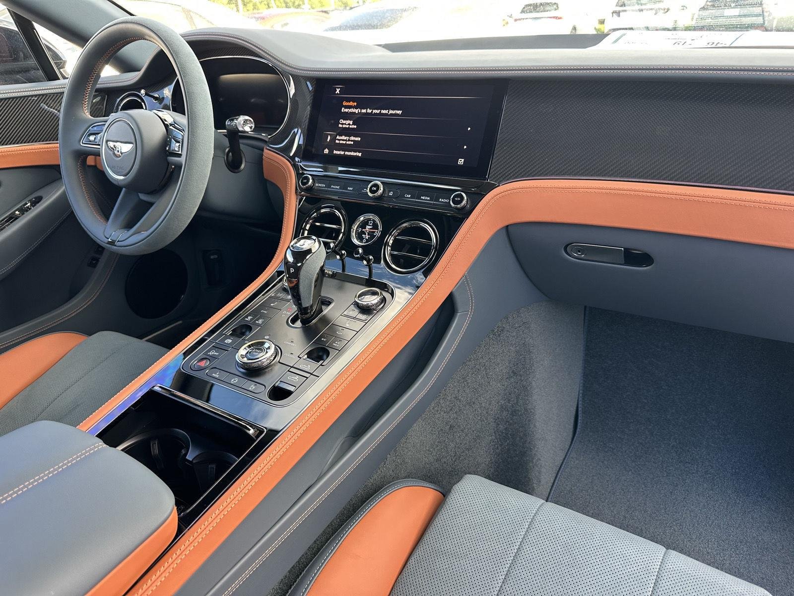 New 2026 Thunder Bentley S image 22