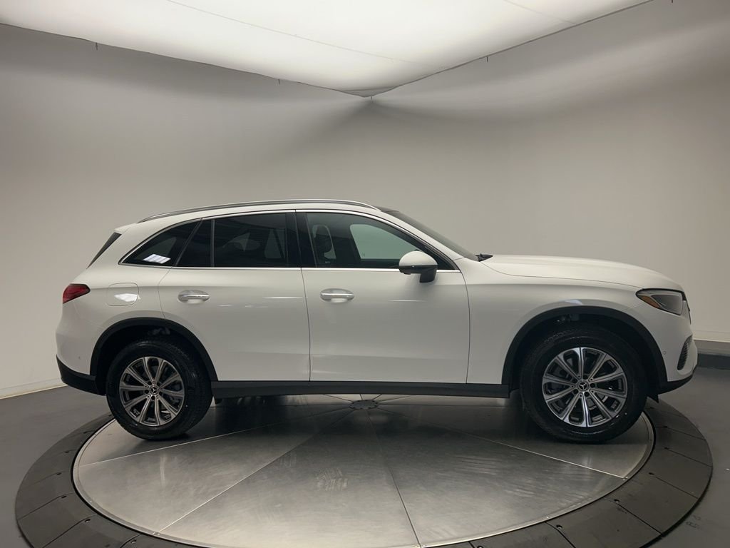 Used 2026 Polar White Mercedes-Benz GLC 300 image 8
