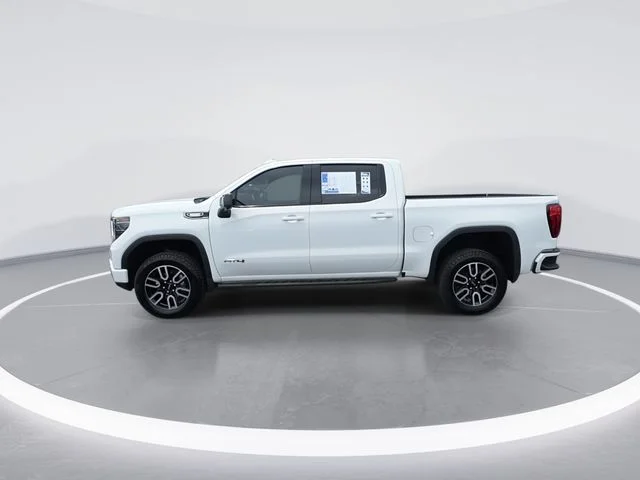 Used 2025 White GMC AT4 image 5