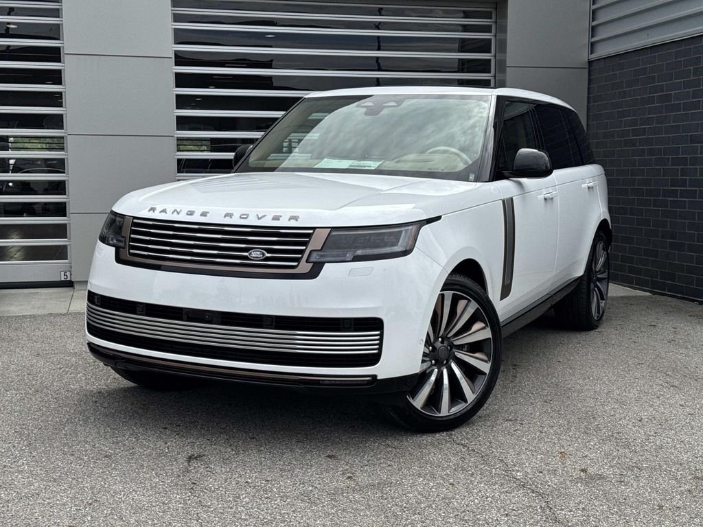 2026 Land Rover Range Rover 4.4 SV LWB's photo