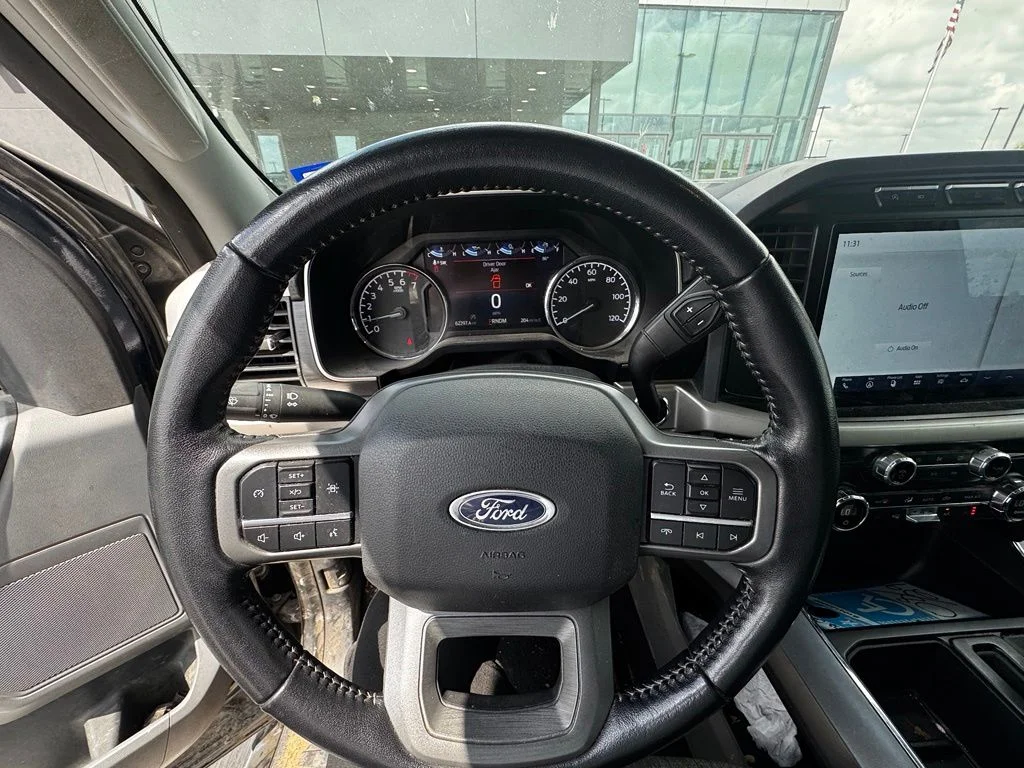 Used 2021 Blue Ford XLT image 10