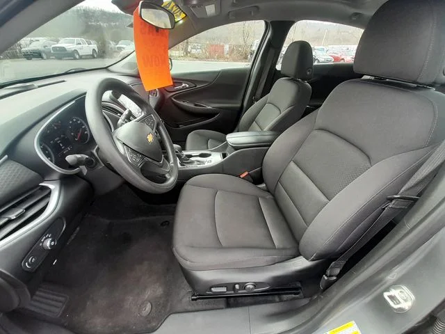 Used 2024 Gray Chevrolet LT image 39