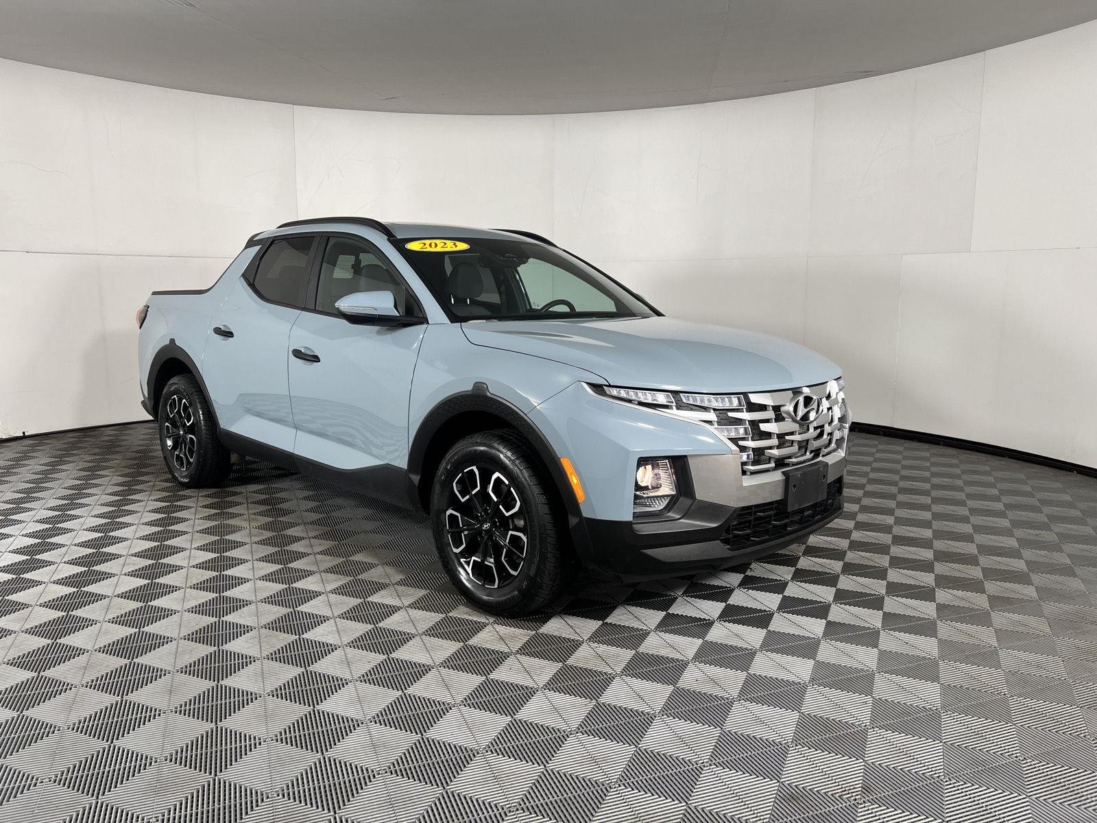 Used 2023 Blue Stone Hyundai SEL image 21