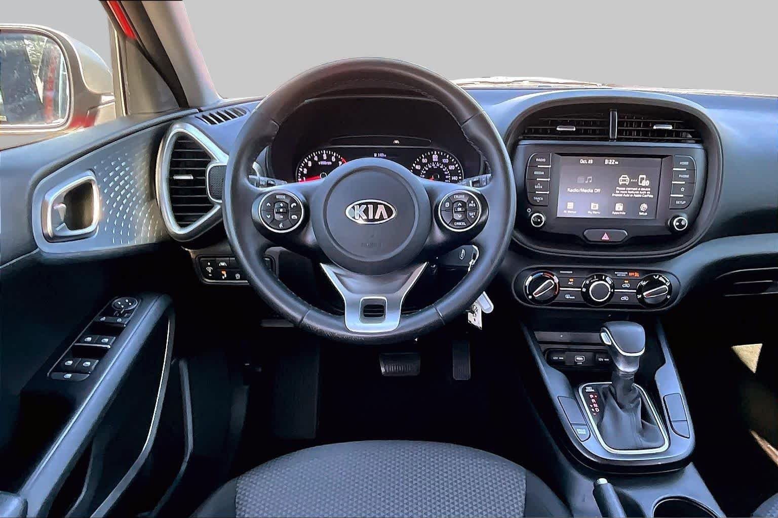 Used 2021 Inferno Red Kia X-Line image 10