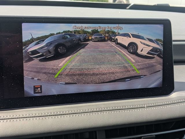 New 2027 RADIANT WHITE INFINITI Pure FWD image 22