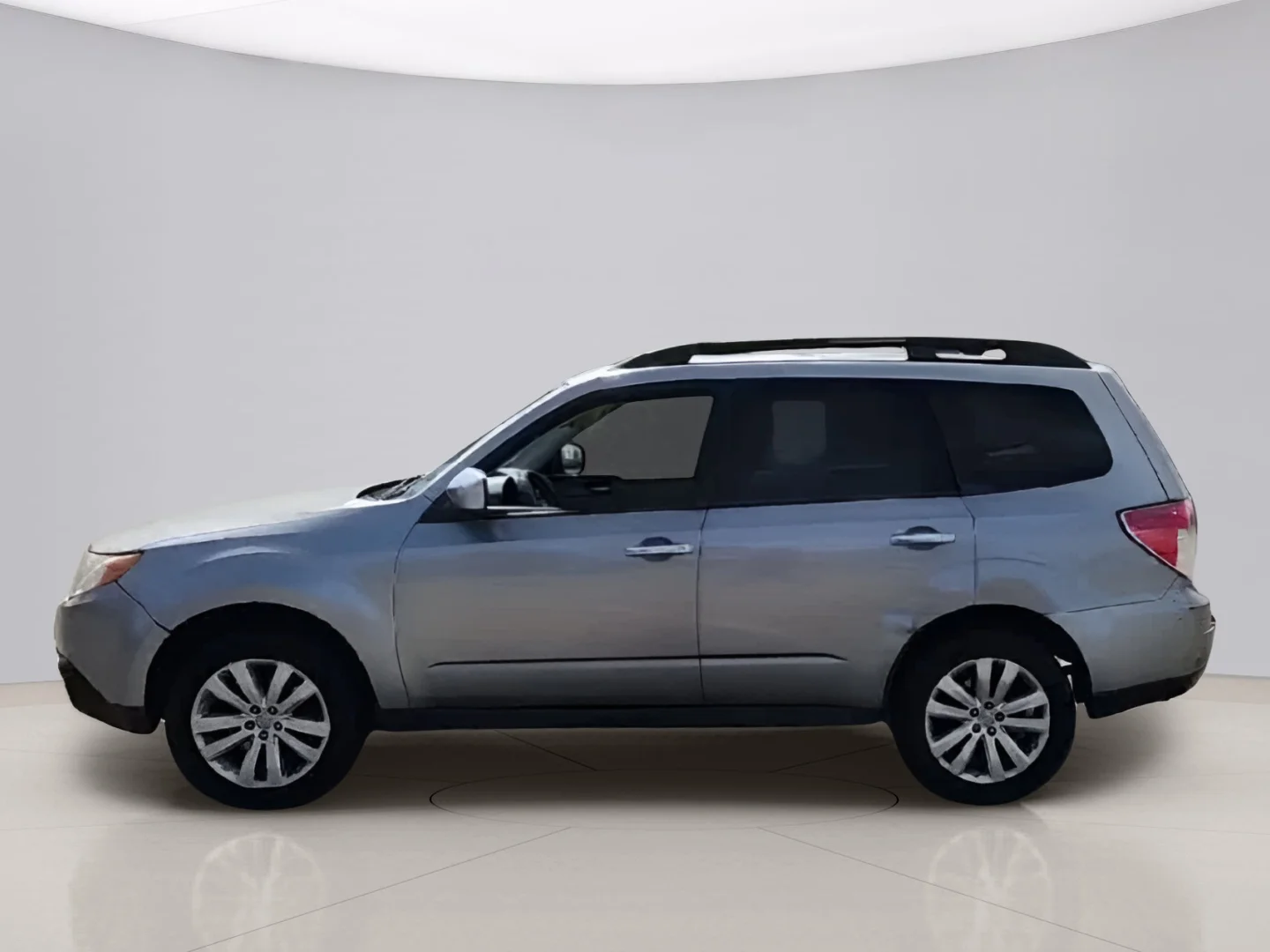 Used 2011 Silver Subaru 2.5X PREM image 4