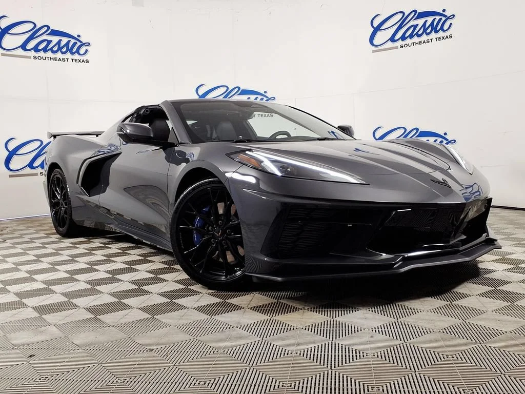 2027 Chevrolet Corvette 2LT