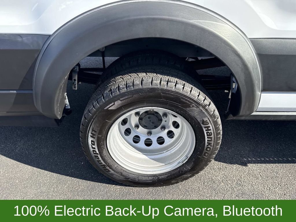 Used 2022 White Ford Base image 14