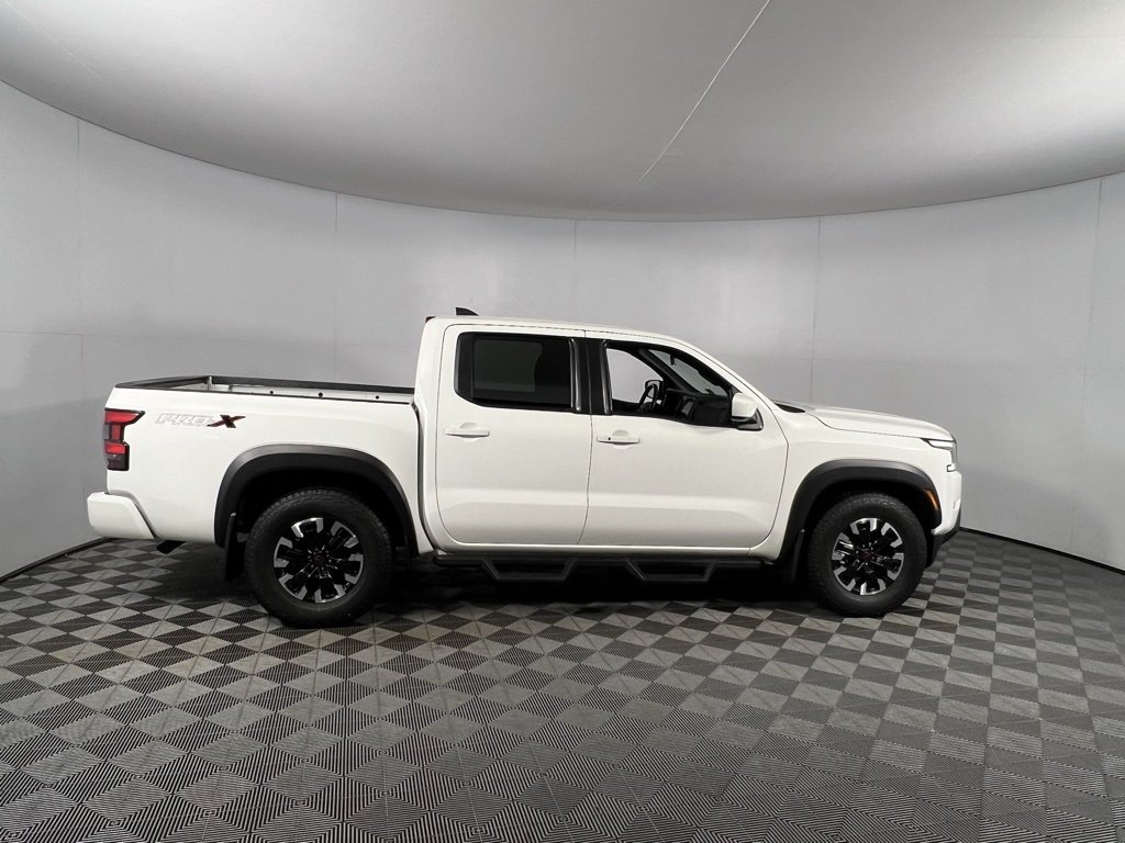 2024 Nissan Frontier PRO-X photo 3