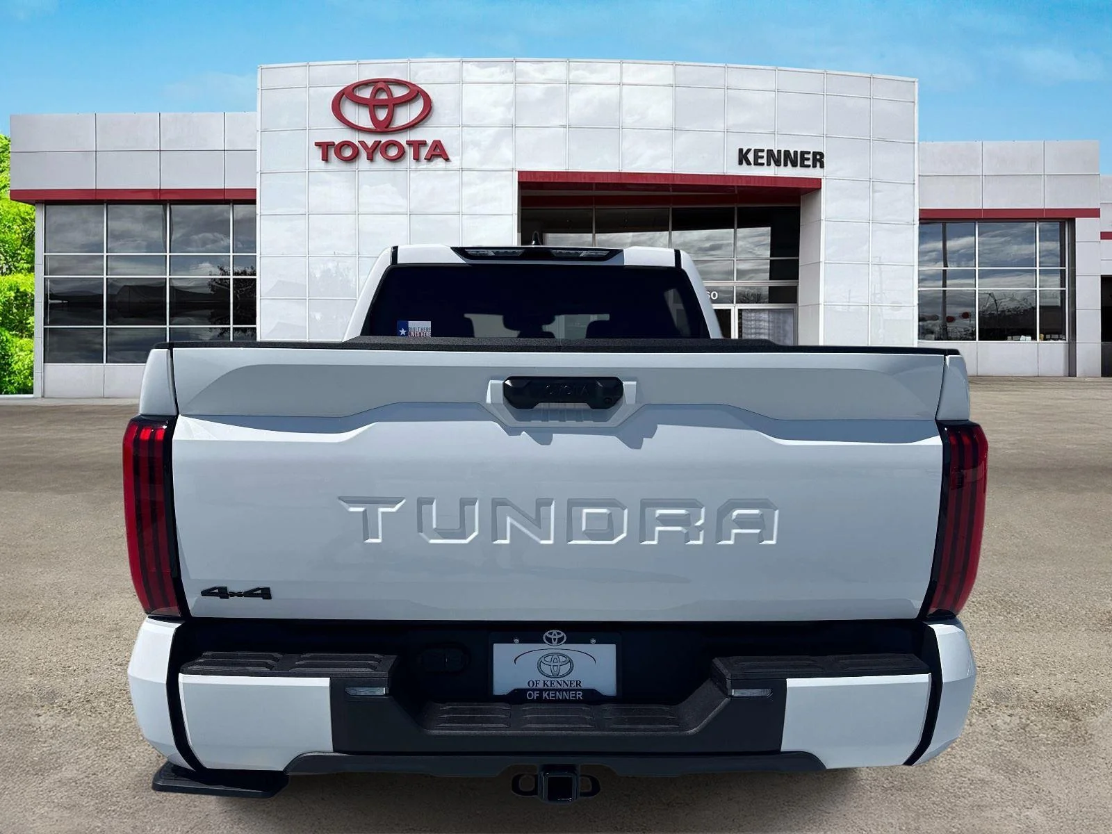 New 2026 Ice Cap Toyota SR5 image 4