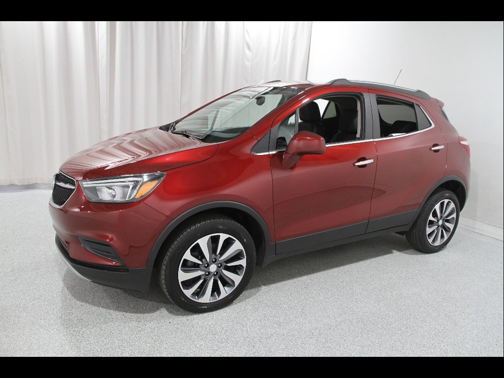 Used 2022 Cinnabar Metallic Buick Preferred image 3