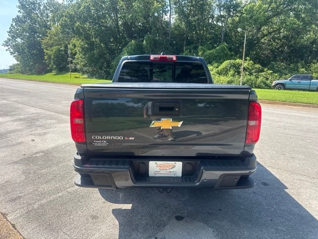 Used 2019 Gray Chevrolet Z71 image 6