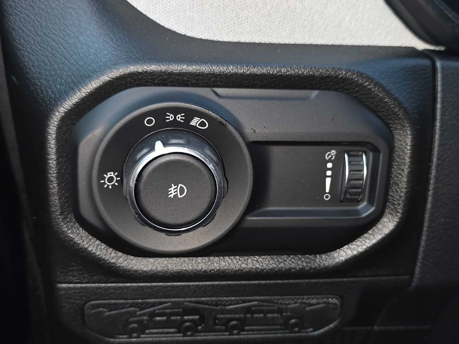 New 2026 Hydro Blue Pearlcoat Jeep Sport image 29