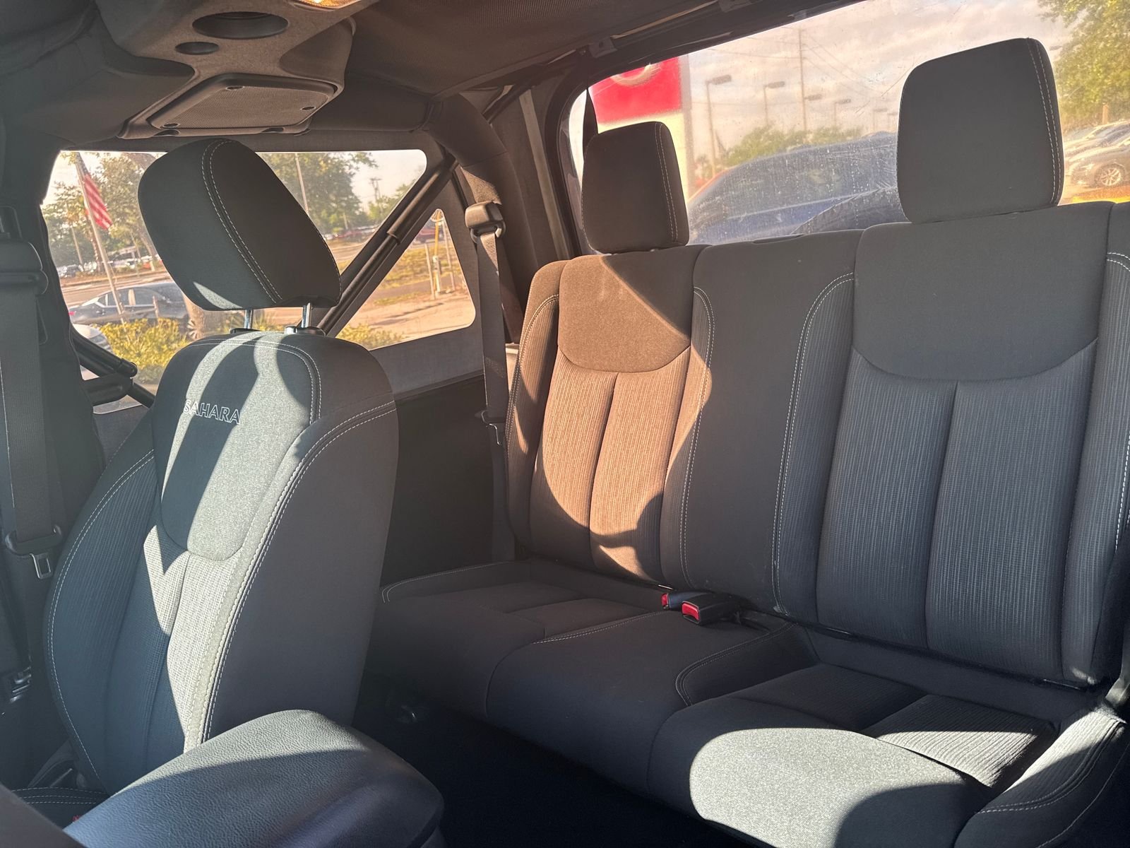 Used 2017 Gray Jeep Sahara image 20