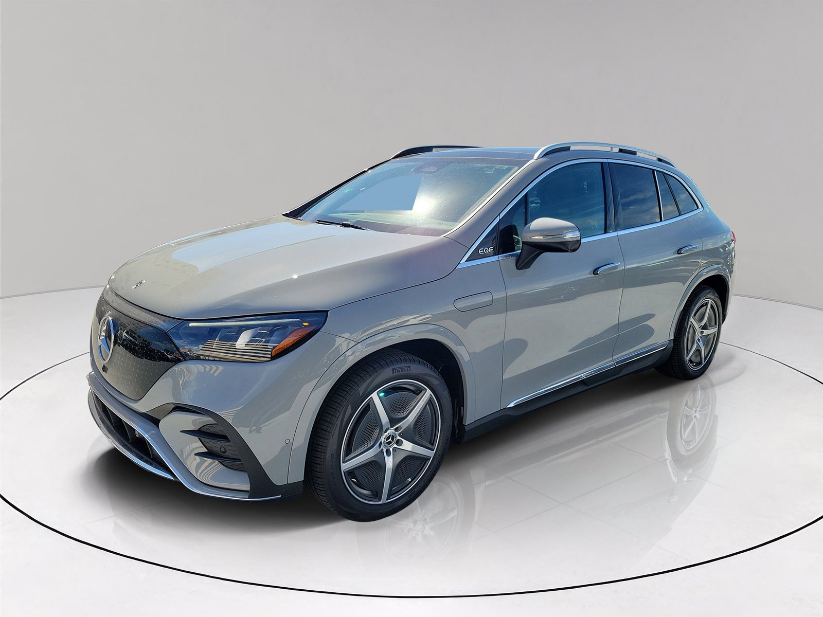 New 2027 MANUFAKTUR Alpine Grey Mercedes-Benz EQE 320 image 30