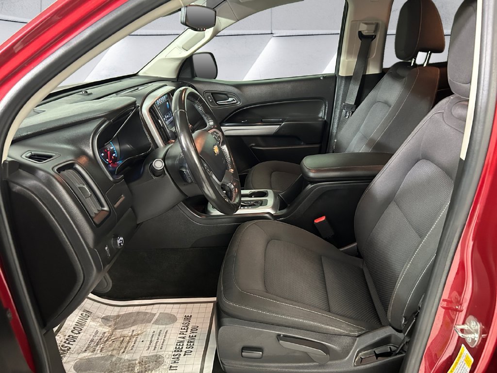 Used 2018 Red Chevrolet LT image 7