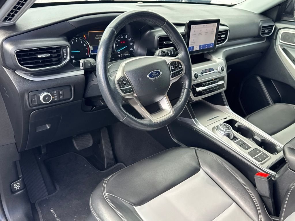 Used 2022 White Ford XLT image 11