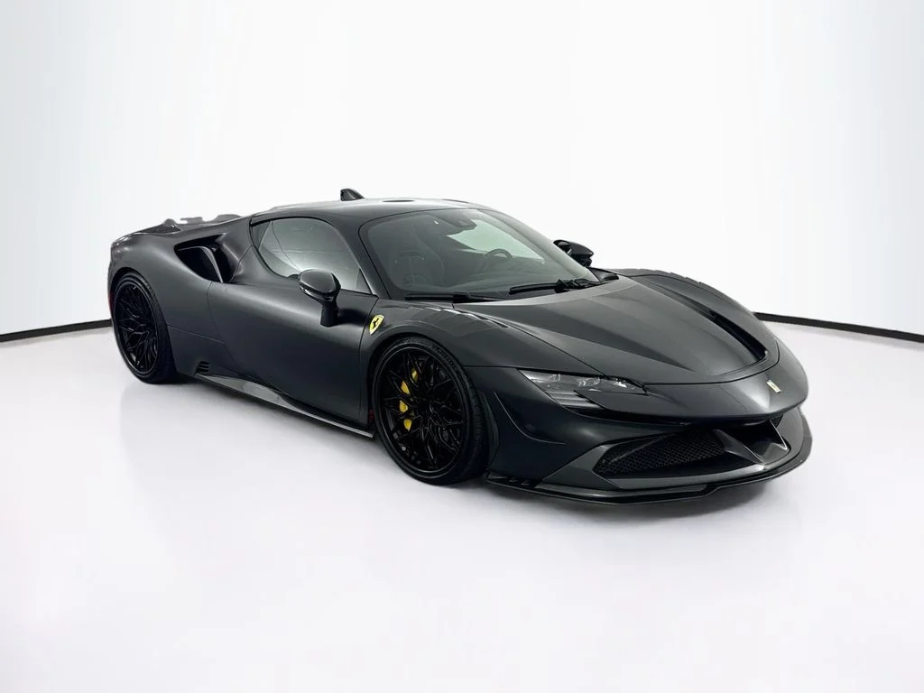 Used 2023 Red Ferrari  image 3