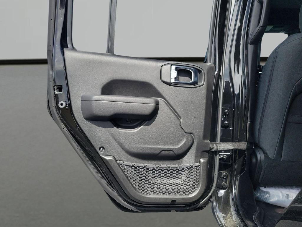 New 2025 Black Clear-Coat Exterior Paint Jeep Sport S image 28