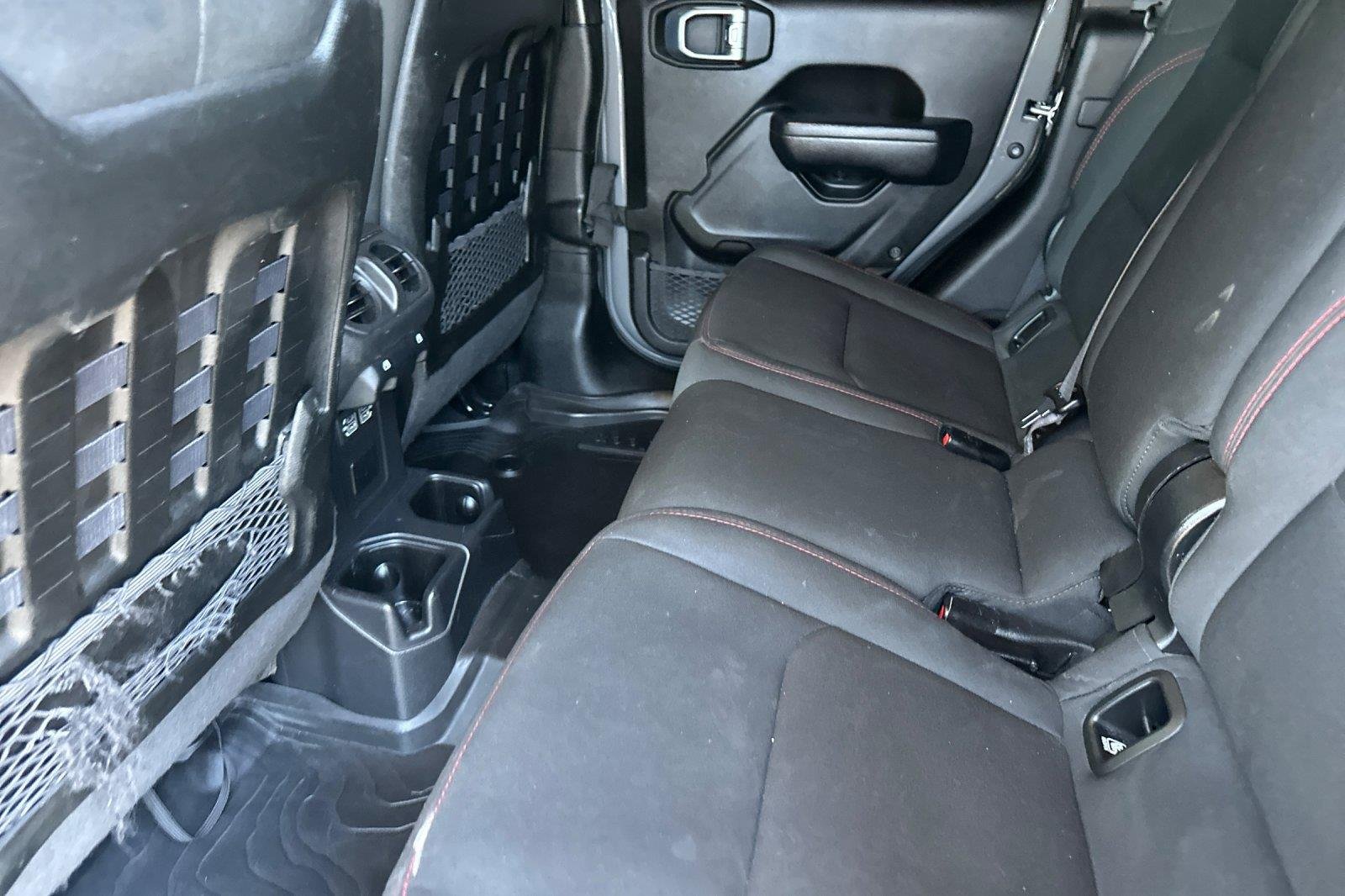 Used 2022 Sting-Gray Clearcoat Jeep Rubicon image 12