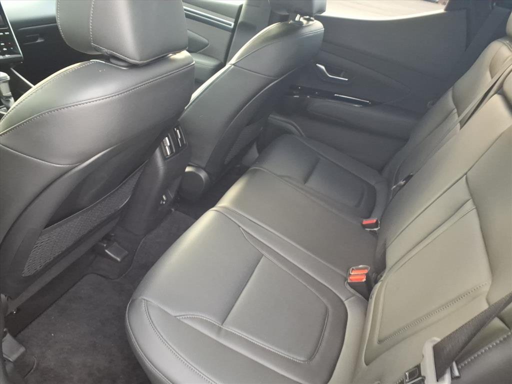 2024 Hyundai Santa Cruz Limited - Photo 13