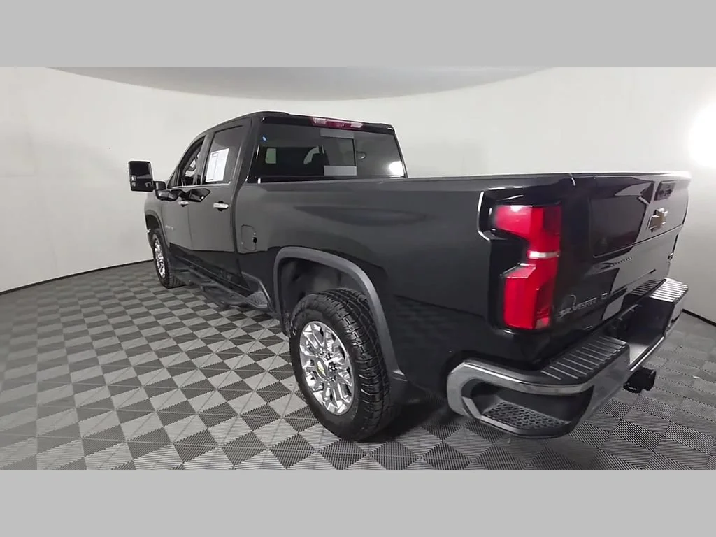 Used 2025 Black Chevrolet LTZ image 47