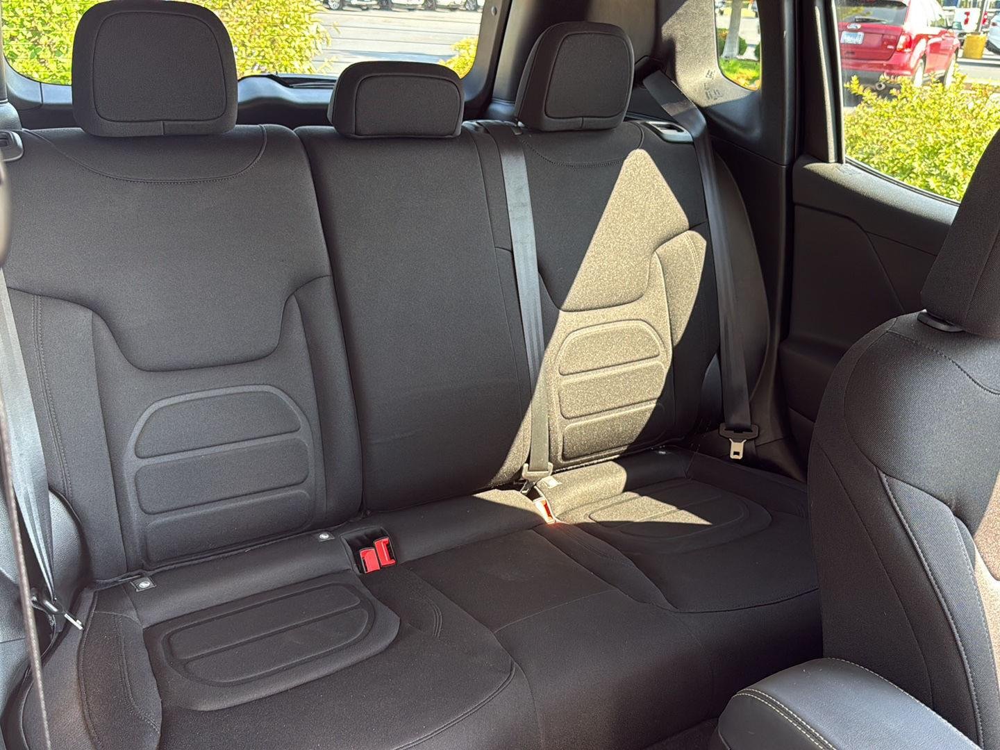 Used 2022 Black Clearcoat Jeep Latitude image 26