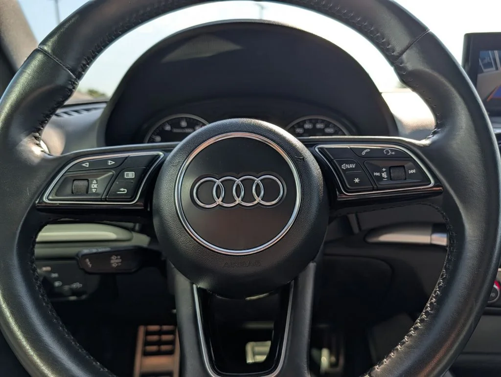 Used 2018 Gray Audi 2.0T Premium image 19